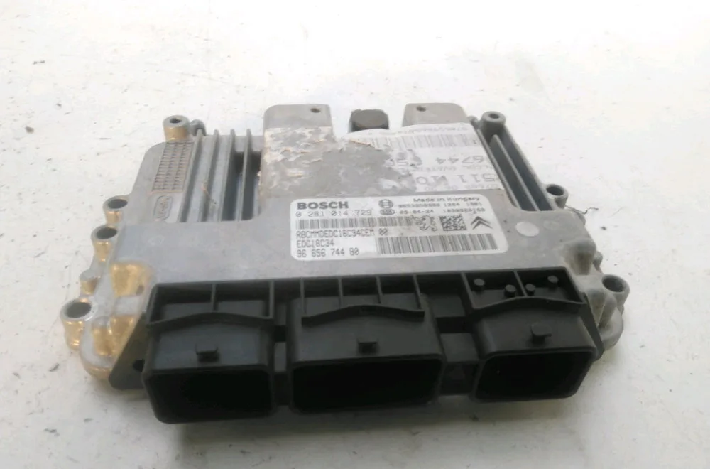Calculateur moteur Peugeot 3008 Monospace (0U_) 1.6 hdi (2009-2016) 5 portes occasion