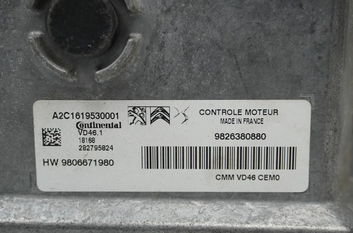 Calculateur moteur Peugeot 3008 SUV (MC_, MR_, MJ_, M4_) 1.2 thp- puretech 130 (mrhnsm, mrhnsu, mrhnsj, mrhnyw,... (2016) occasion — photo 3