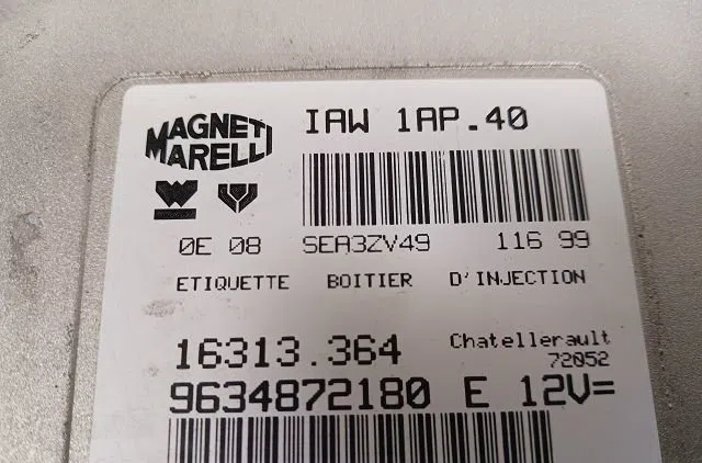 Calculateur moteur Peugeot 306 3-5 portes (7A, 7C, N3, N5) 1.4 (1993-2001) 5 portes occasion