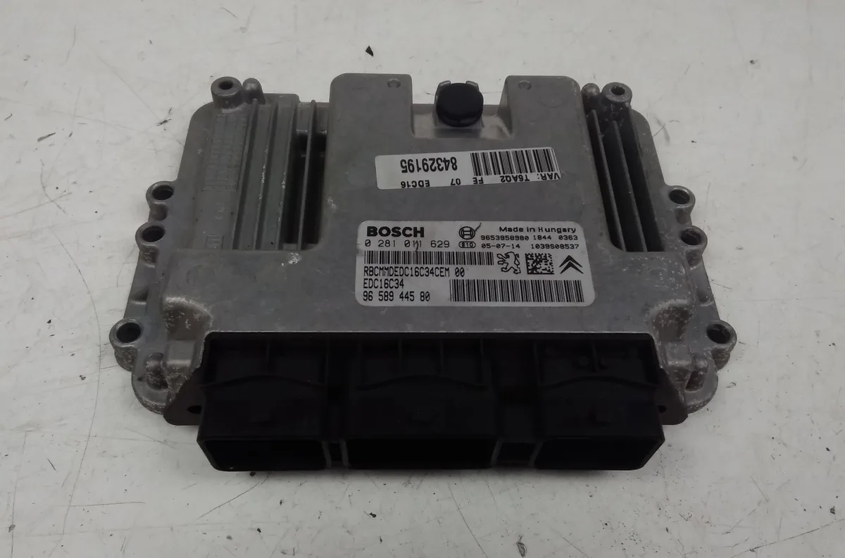 Calculateur moteur PEUGEOT 307 2005 occasion