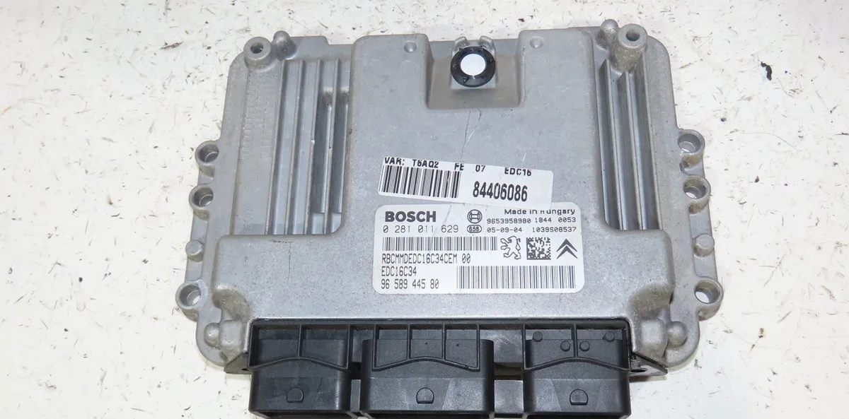 Calculateur moteur Peugeot 307 (3A-C) 1.6 hdi 110 (2004-2009) 5 portes occasion