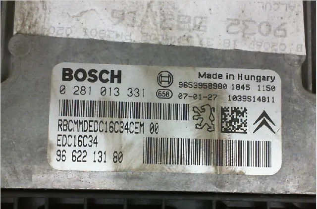Calculateur moteur Peugeot 307 Break (3E) 1.6 hdi 110 (2004-2008) 5 portes occasion — photo 3