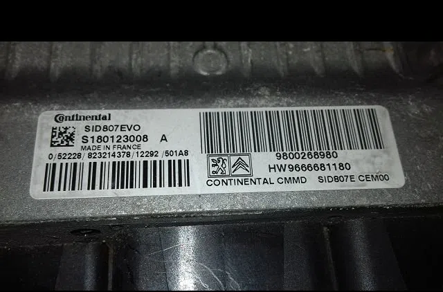 Calculateur moteur Peugeot 308 I (4A_, 4C_) 1.6 hdi (2007-2014) 5 portes occasion