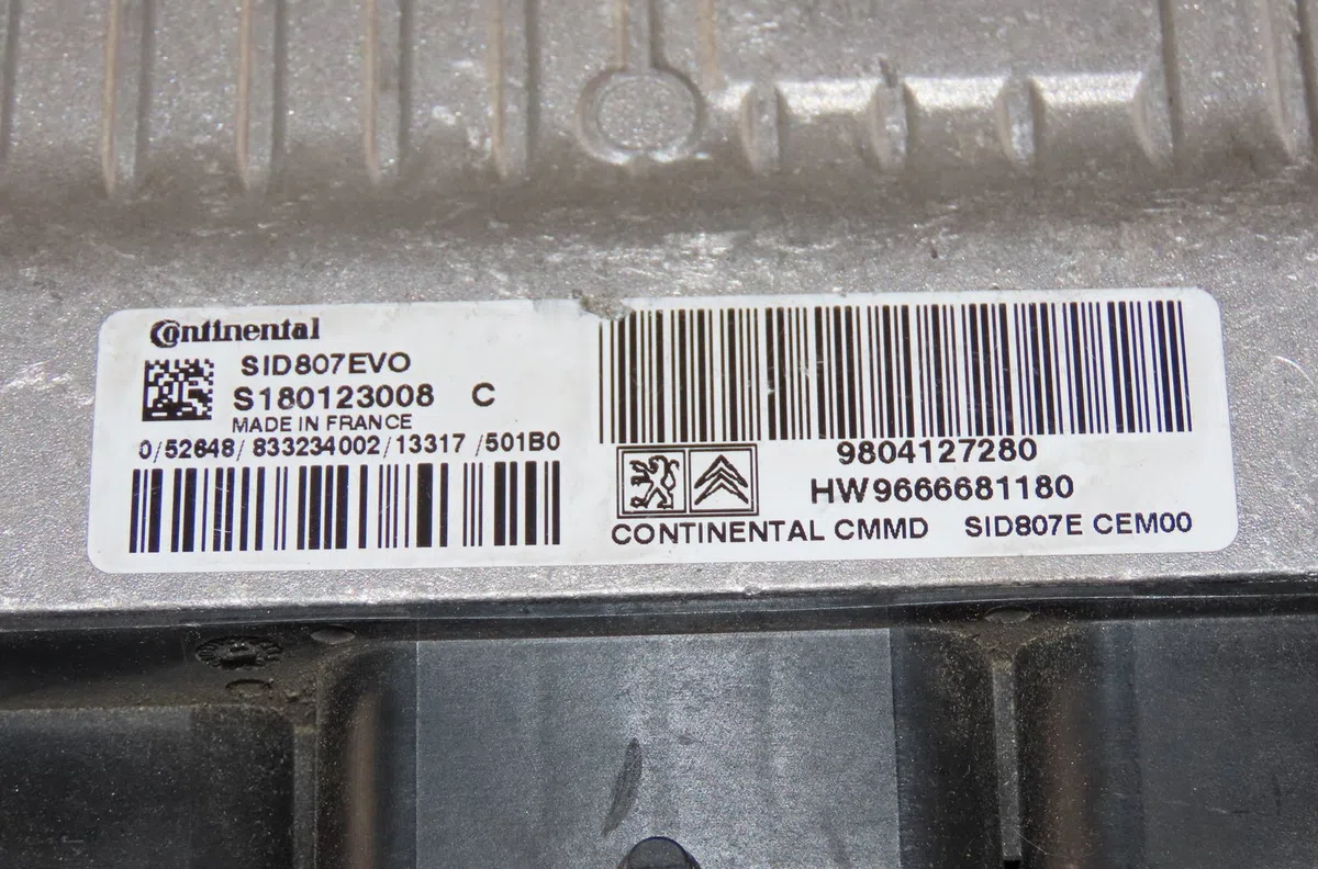Calculateur moteur Peugeot 308 II (LB_, LP_, LW_, LH_, L3_) 1.6 bluehdi 120 (2013-2021) occasion — photo 3