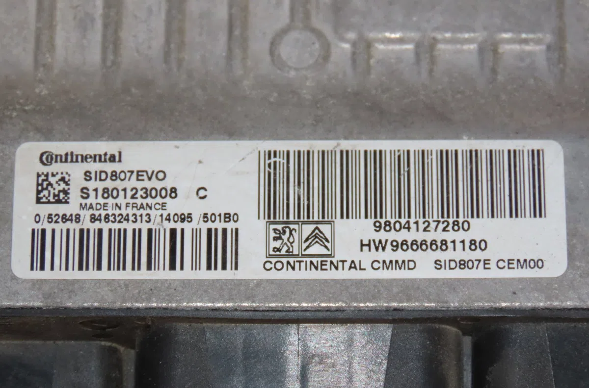 Calculateur moteur Peugeot 308 II (LB_, LP_, LW_, LH_, L3_) 1.6 hdi - bluehdi 115 (2013-2021) 5 portes occasion — photo 2