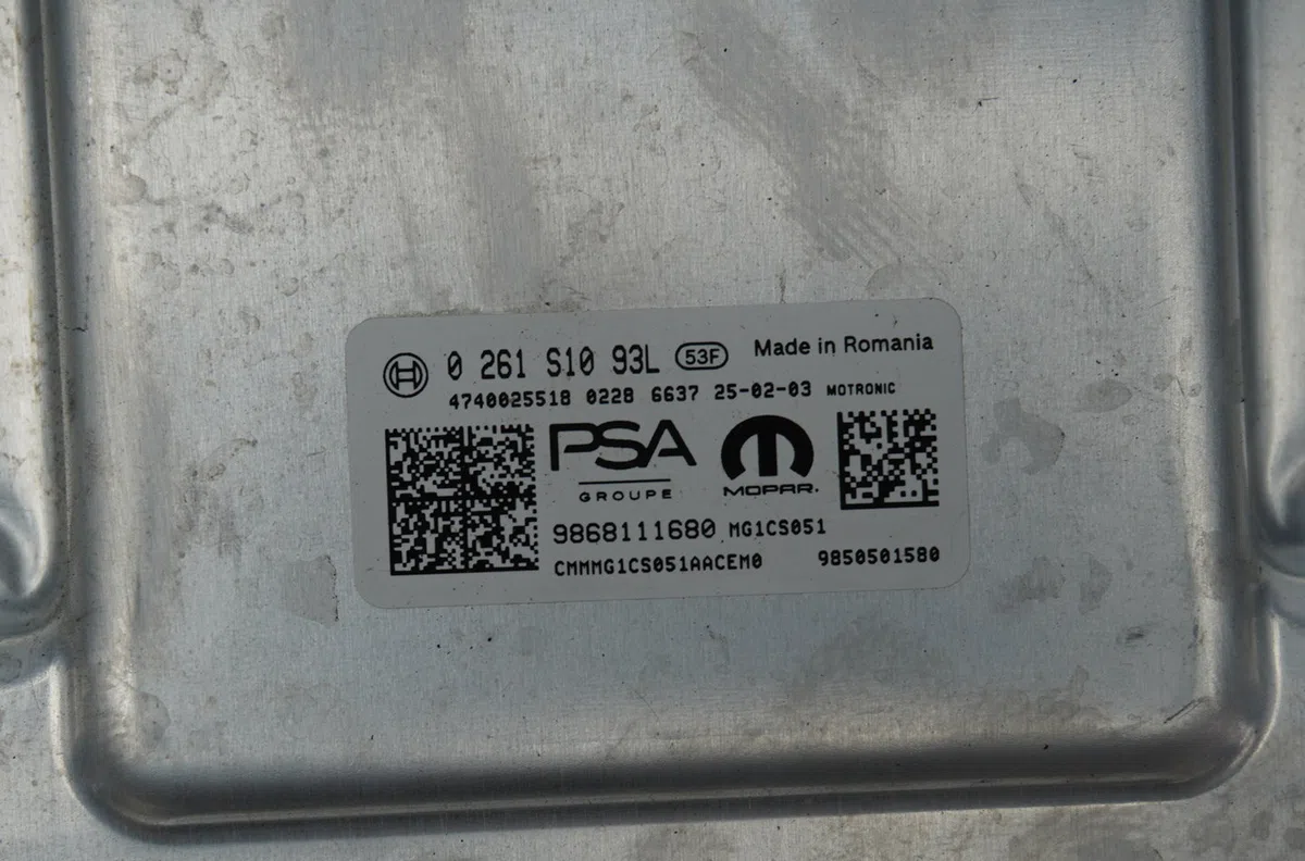 Calculateur moteur Peugeot 308 SW III (FC_, FJ_, FR_, F4_) Puretech 136 (frhpyc) (2023) occasion — photo 4