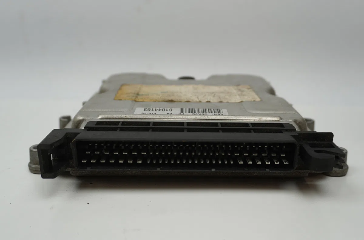 Calculateur moteur Peugeot 406 (8B) 2.0 hdi 110 (1998-2001) 4 portes occasion — photo 2
