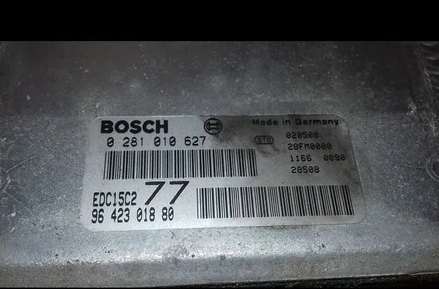 Calculateur moteur Peugeot 406 (8B) 2.0 hdi 110 (1998-2001) 4 portes occasion — photo 4