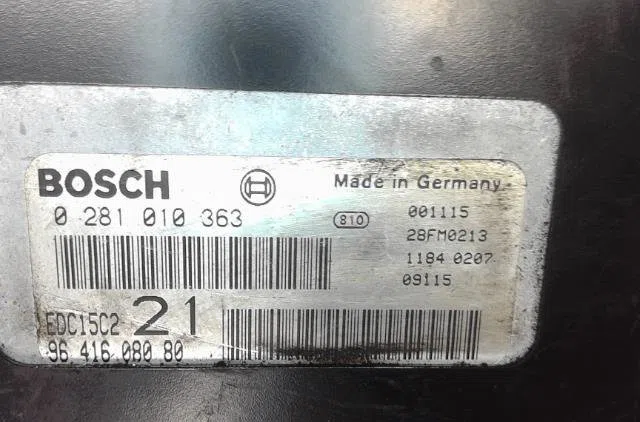 Calculateur moteur Peugeot 406 Break (8E-F) 2.0 hdi 110 (1999-2004) occasion — photo 2