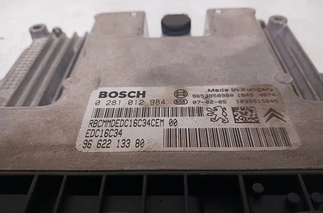 Calculateur moteur Peugeot 407 (6D_) 1.6 hdi 110 (6d9hzc, 6d9hyc) (2004-2010) occasion