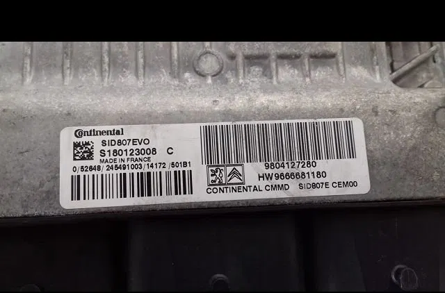Calculateur moteur Peugeot 5008 (0U_, 0E_) 1.6 hdi (2010-2017) occasion — photo 2