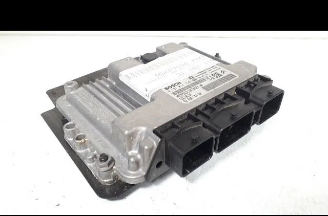 Calculateur moteur Peugeot 5008 (0U_, 0E_) 1.6 hdi (2010-2017) occasion — photo 2
