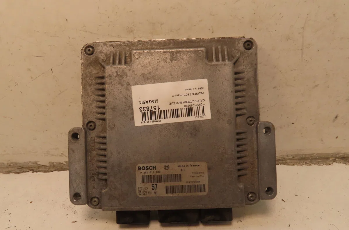 Calculateur moteur Peugeot 607 (9D, 9U) 2.0 hdi (2005-2011) occasion — photo 2