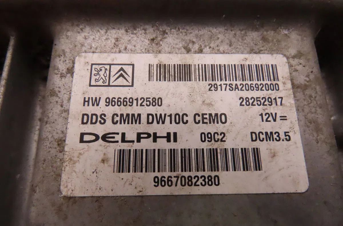 Calculateur moteur Peugeot 807 (EB_) 2.0 hdi (2009) 5 portes occasion — photo 4