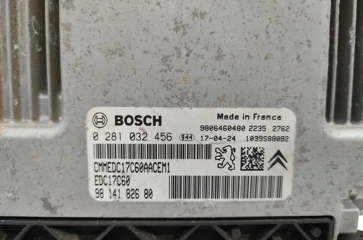 Calculateur moteur PEUGEOT EXPERT 3 PHASE 1 occasion — photo 2
