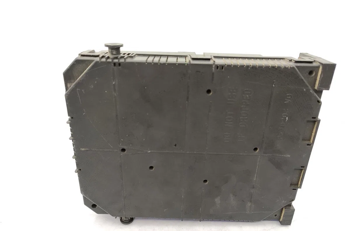 Calculateur moteur PEUGEOT EXPERT 3 PHASE 1 occasion — photo 3