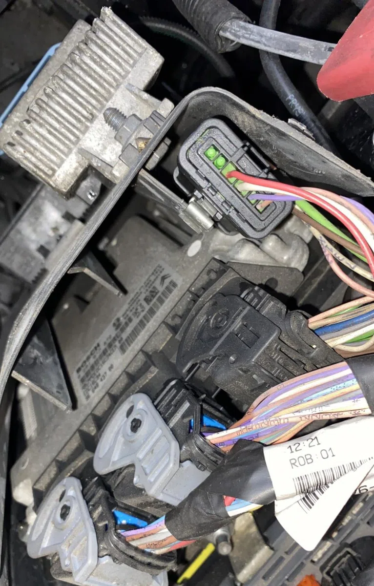 Calculateur moteur PEUGEOT PARTNER 2 PHASE 1 occasion