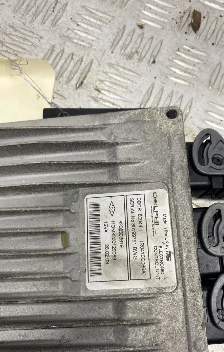 Calculateur moteur RENAULT CLIO 2 PHASE 2 occasion