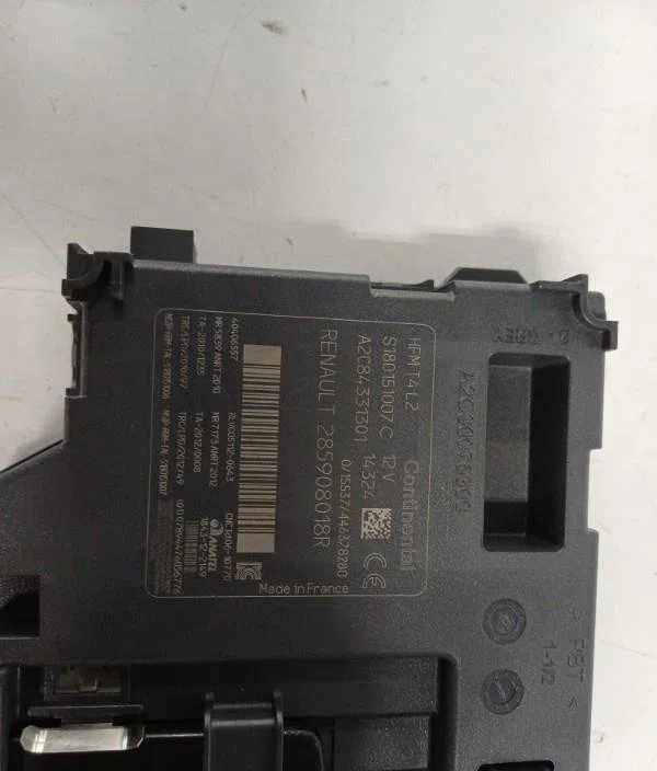 Calculateur moteur RENAULT CLIO 4 PHASE 1 occasion — photo 4