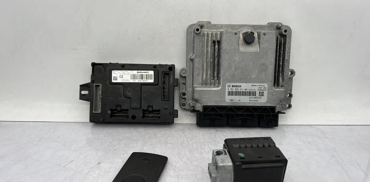 Calculateur moteur RENAULT CLIO 4 PHASE 1 occasion