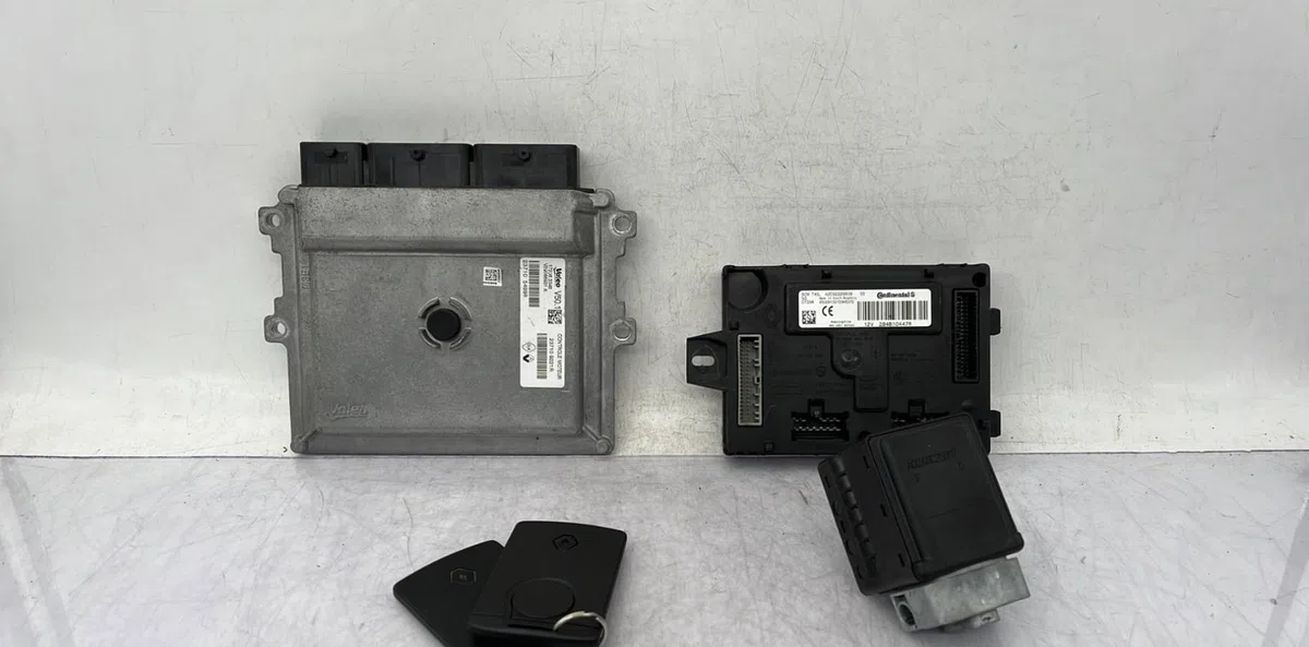 Calculateur moteur RENAULT CLIO 4 PHASE 2 occasion — photo 2