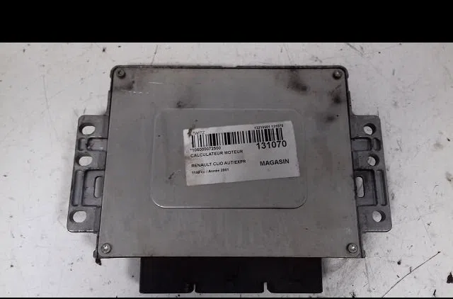 Calculateur moteur Renault CLIO II (BB_, CB_) 1.2 (bb0a, bb0f, bb10, bb1k, bb28, bb2d, bb2h, cb0a,... (1998-2010) 5 portes occasion