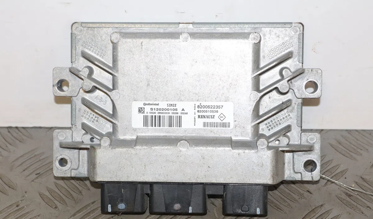 Calculateur moteur Renault CLIO III (BR0-1, CR0-1) 1.2 16v (br02, br0j, br11, cr02, cr0j, cr11) (2005-2014) 5 portes occasion