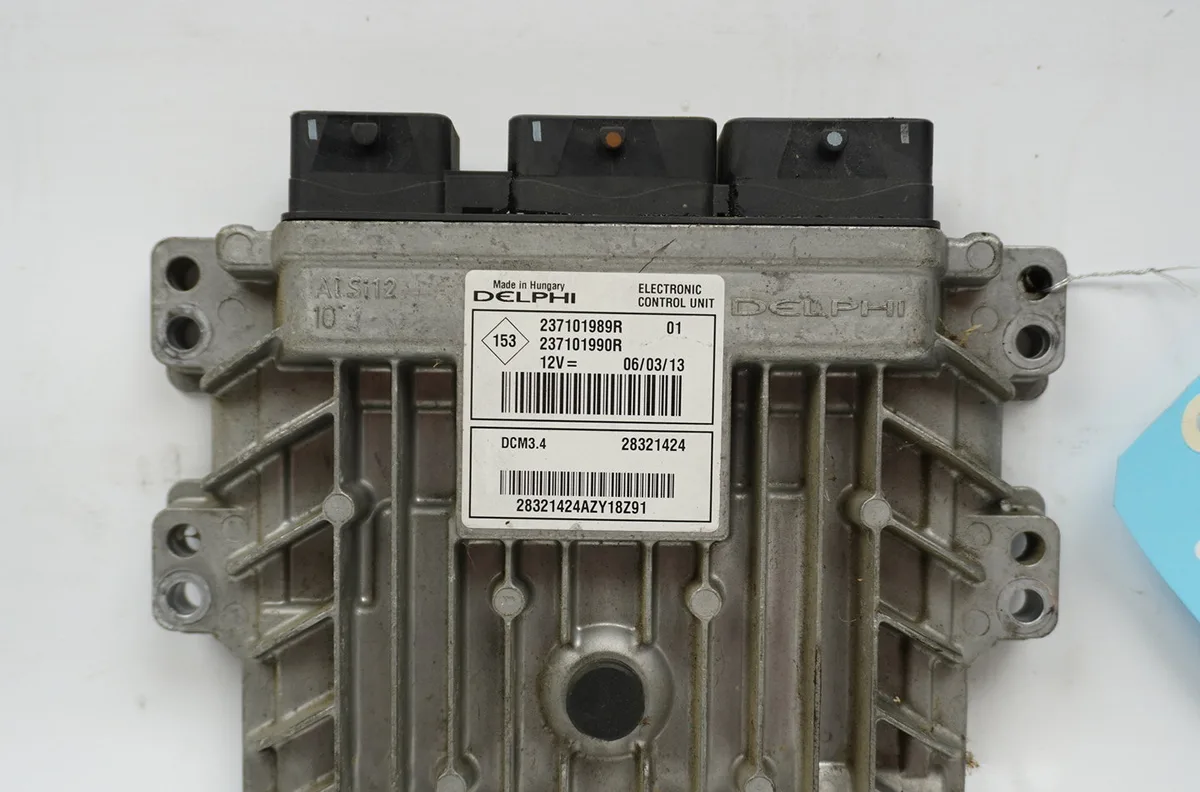 Calculateur moteur Renault CLIO III (BR0-1, CR0-1) 1.5 dci (2010-2014) 5 portes occasion