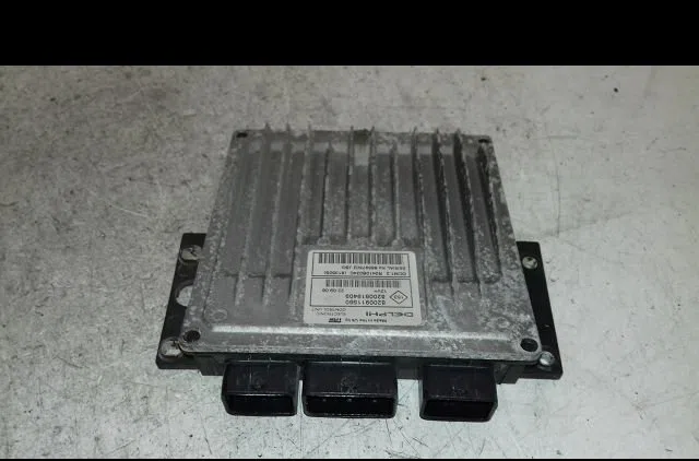 Calculateur moteur Renault CLIO III (BR0-1, CR0-1) 1.5 dci (br17, cr17) (2005-2012) 5 portes occasion