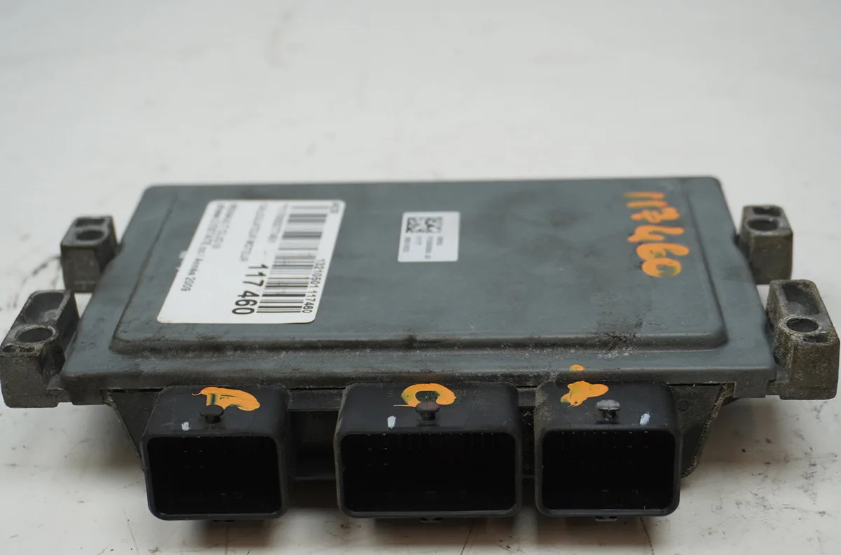 Calculateur moteur Renault CLIO III Grandtour (KR0-1_) 1.2 16v (kr0p) (2007-2012) occasion