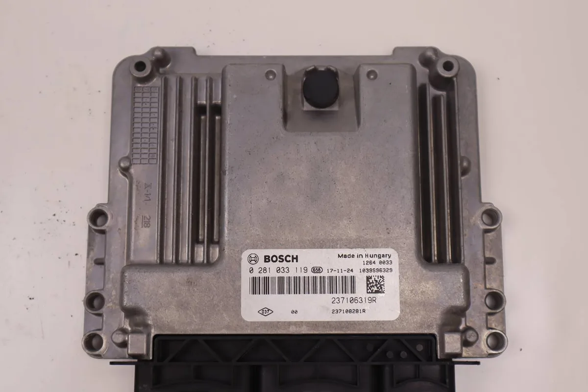 Calculateur moteur Renault CLIO IV (BH_) 1.5 dci 90 (2012) 5 portes occasion