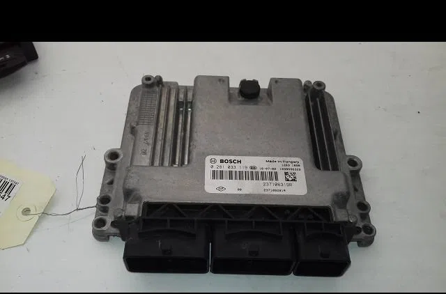 Calculateur moteur Renault CLIO IV (BH_) 1.5 dci 90 (2012) 5 portes occasion