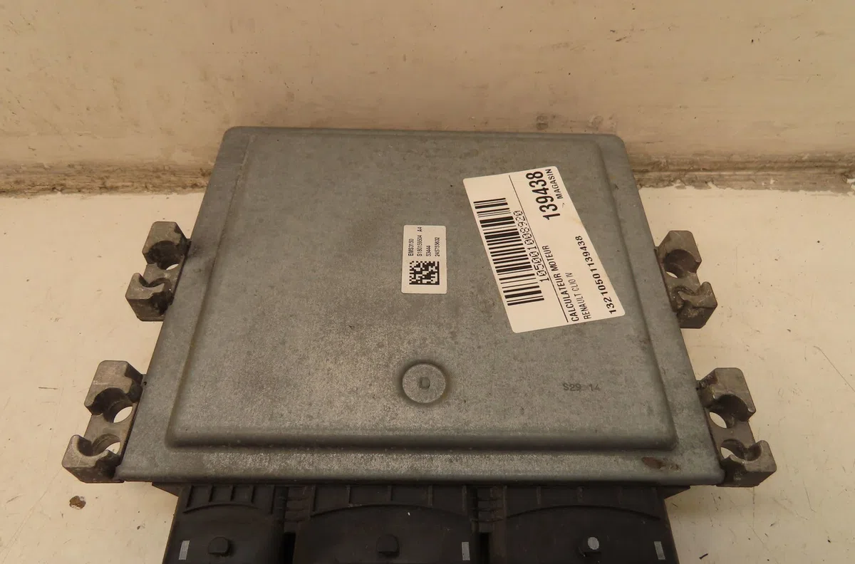 Calculateur moteur Renault CLIO IV (BH_) 1.6 rs (bhj4, bhj6, bhmm) (2013) occasion — photo 2