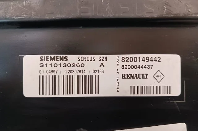 Calculateur moteur Renault ESPACE III (JE0_) 2.0 (2001-2002) occasion