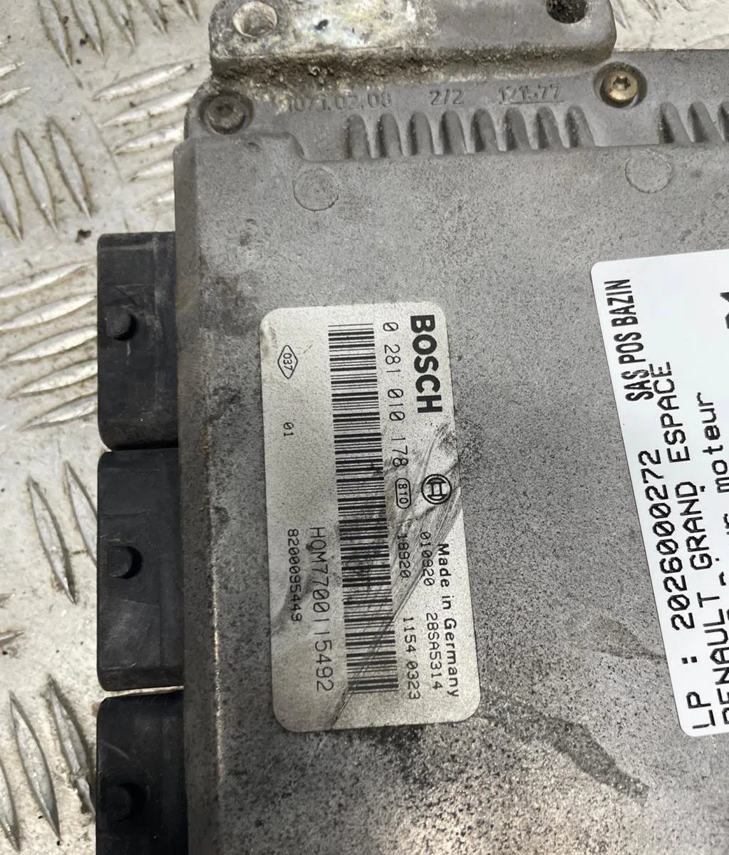 Calculateur moteur RENAULT GRAND ESPACE 3 occasion