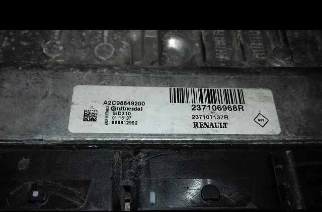 Calculateur moteur Renault GRAND SCÉNIC III (JZ0-1_) 1.5 dci (2009) 5 portes occasion — photo 4