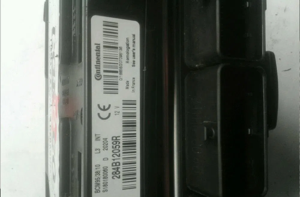 Calculateur moteur Renault GRAND SCÉNIC III (JZ0-1_) 1.6 dci (jz00, jz12) (2011) 5 portes occasion