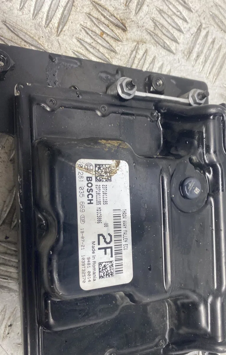 Calculateur moteur RENAULT KANGOO 2 PHASE 2 occasion — photo 3