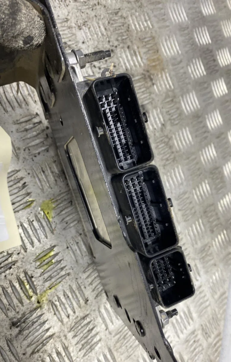 Calculateur moteur RENAULT KANGOO 2 PHASE 2 occasion — photo 4