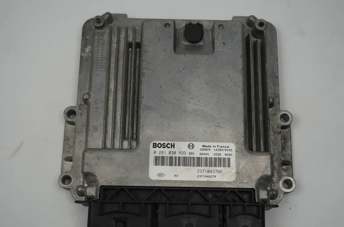 Calculateur moteur Renault KANGOO Express (FW0-1_) 1.5 dci 75 (fw07, fw10, fw04) (2010) 4 portes occasion