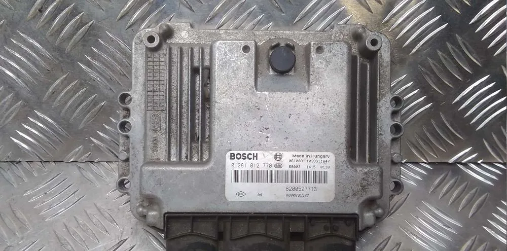 Calculateur moteur Renault LAGUNA II (BG0-1_) 1.9 dci (bg1a, bg1w, bg0g) (2005-2007) occasion