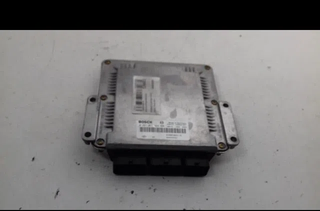 Calculateur moteur Renault LAGUNA II Grandtour (KG0-1_) 1.9 dci (kg0g) (2001-2007) occasion — photo 2
