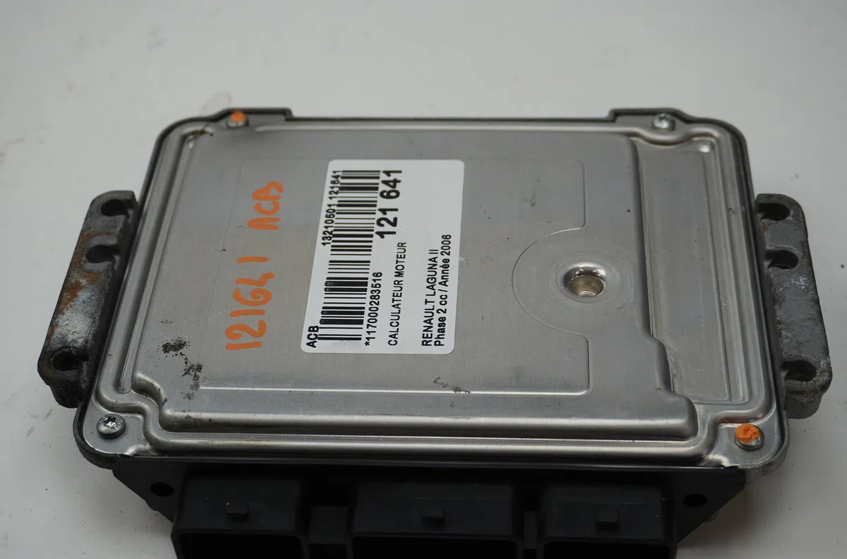 Calculateur moteur Renault LAGUNA II Grandtour (KG0-1_) 2.2 dci (kg0f) (2001-2006) occasion