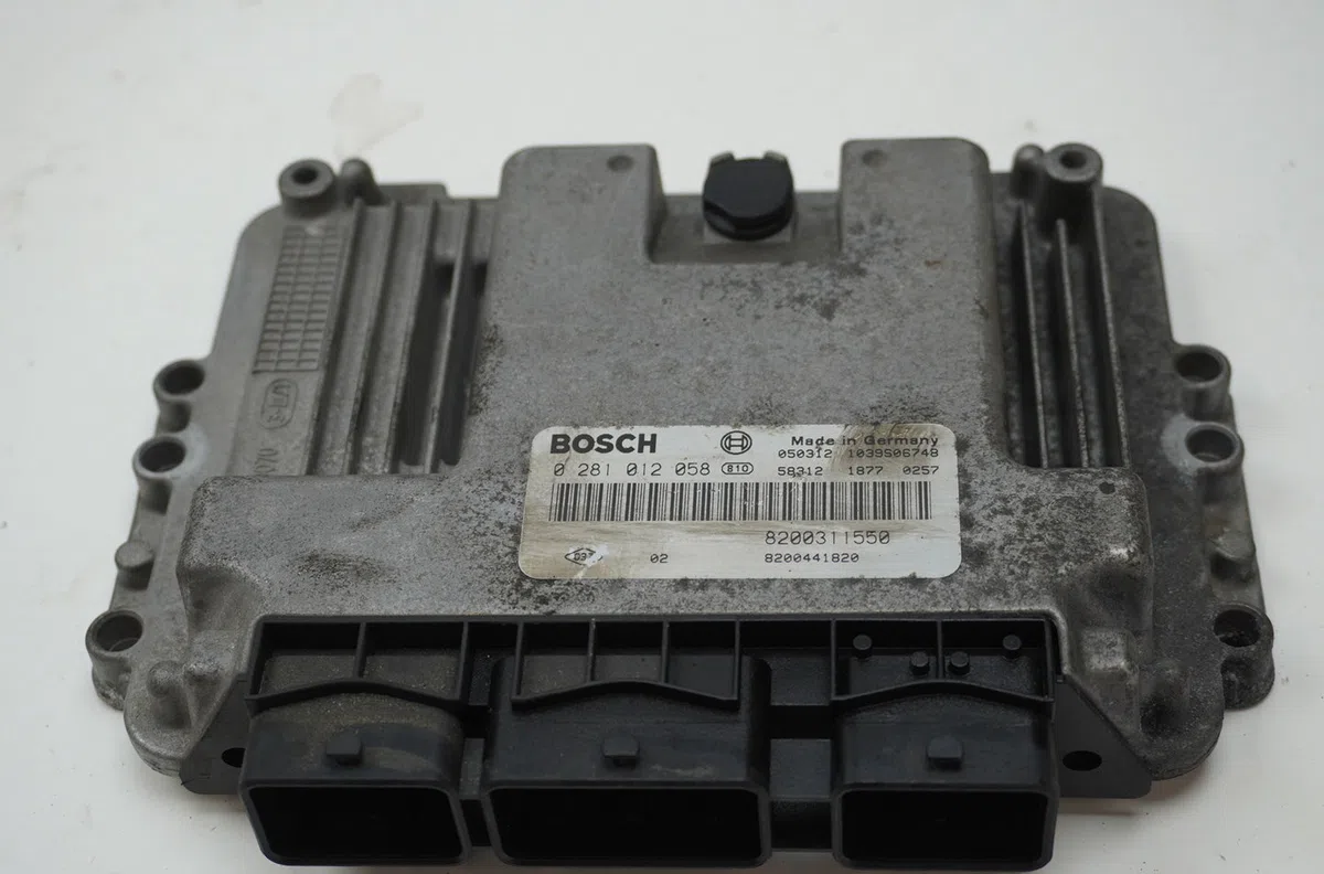 Calculateur moteur Renault LAGUNA II Grandtour (KG0-1_) 2.2 dci (kg0f) (2001-2006) occasion