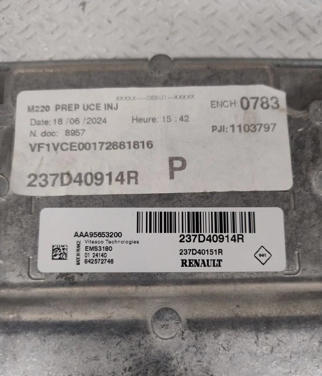Calculateur moteur RENAULT MASTER 3  MASTER 3 PHASE 3 occasion