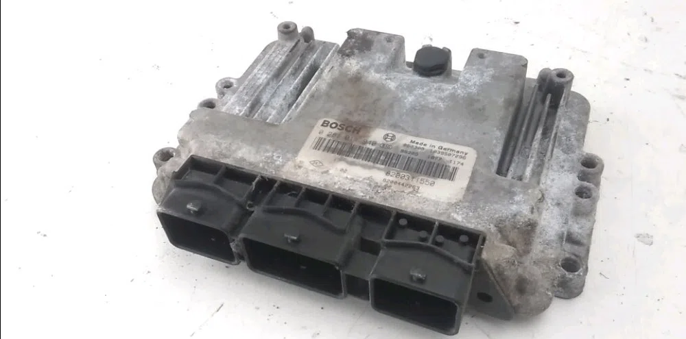 Calculateur moteur Renault MASTER II Camionnette (FD) 2.2 dci 90 (2000) occasion — photo 4