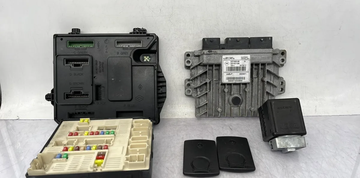 Calculateur moteur RENAULT MEGANE 3 PHASE 1 occasion