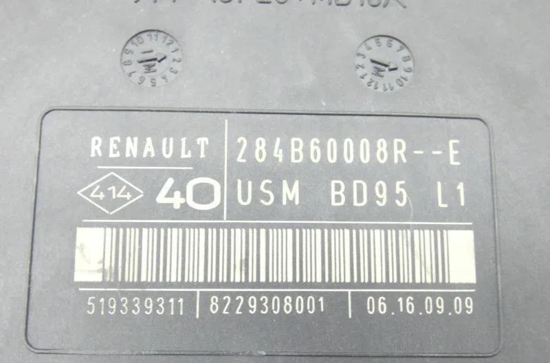 Calculateur moteur RENAULT MEGANE 3 PHASE 1 occasion — photo 4