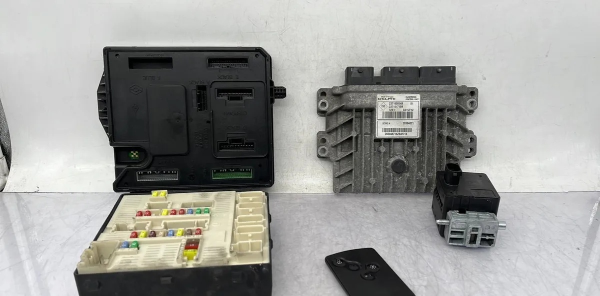 Calculateur moteur RENAULT MEGANE 3 SOCIETE PHASE 2 occasion