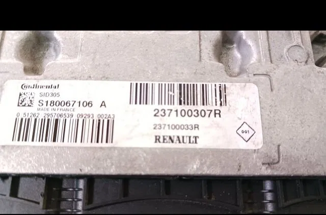 Calculateur moteur Renault MEGANE III Grandtour (KZ0-1) 1.5 dci (kz1m, kz1w, kz0r) (2009) occasion